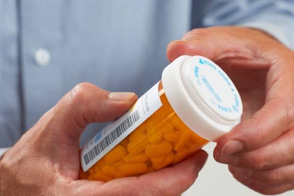¿Qué deben contener y cómo leer las etiquetas de medicamentos?